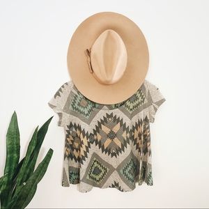 🌵ROMEO & JULIETTE COUTURE Flowy Boho Top Small